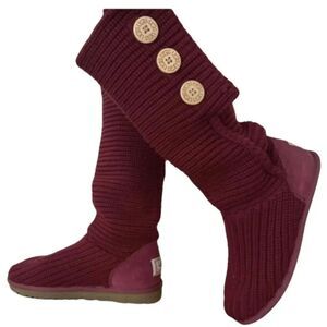 UGG AUSTRALIA CLASSIC CARDY TALL KNIT 3 BUTTON BOOTS RARE COLOR PLUM SIZE 7